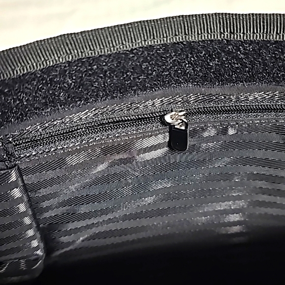 Mobile edge chocolate suede tote case - Picture 14 of 16